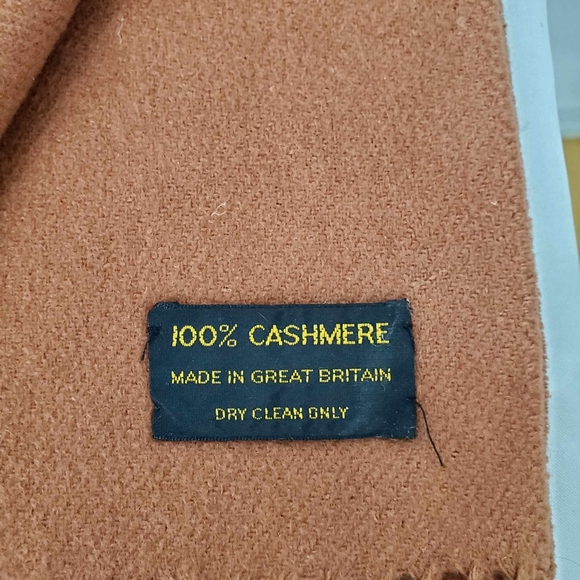 Brown 100% Cashmere Scarf made in UK - Picture 3 of 8